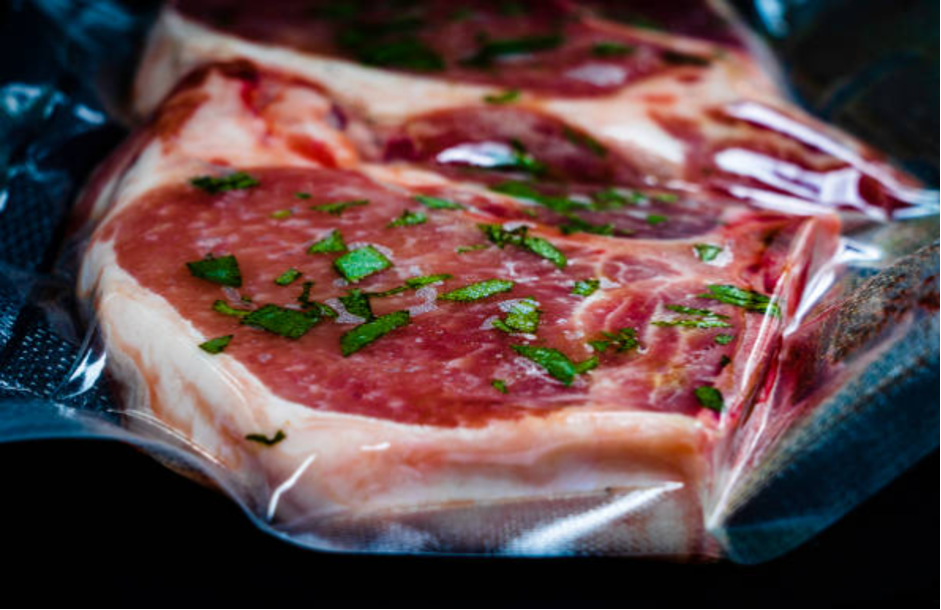 HOW TO COOK STEAK WITH SOUS VIDE