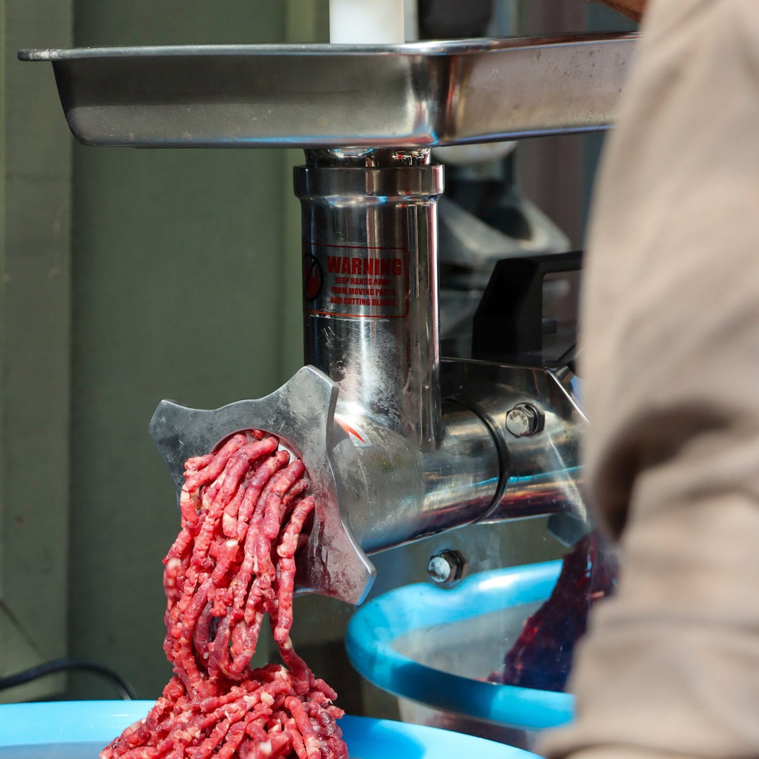 MEAT MINCING