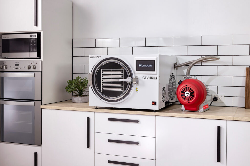 CryoDry_CD8 Home with HiScroll Pump